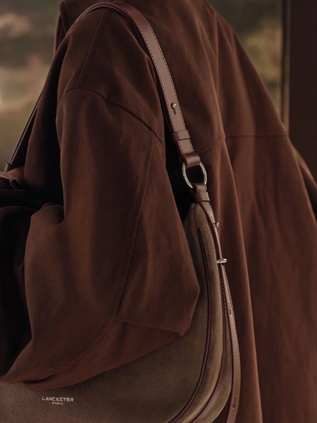 Post 5 by 𝐂𝐄𝐋𝐈𝐀 𝐵𝑜𝑢𝑡𝑖𝑞𝑢𝑒 𝑆ℎ𝑜𝑝 on Instagram (image)