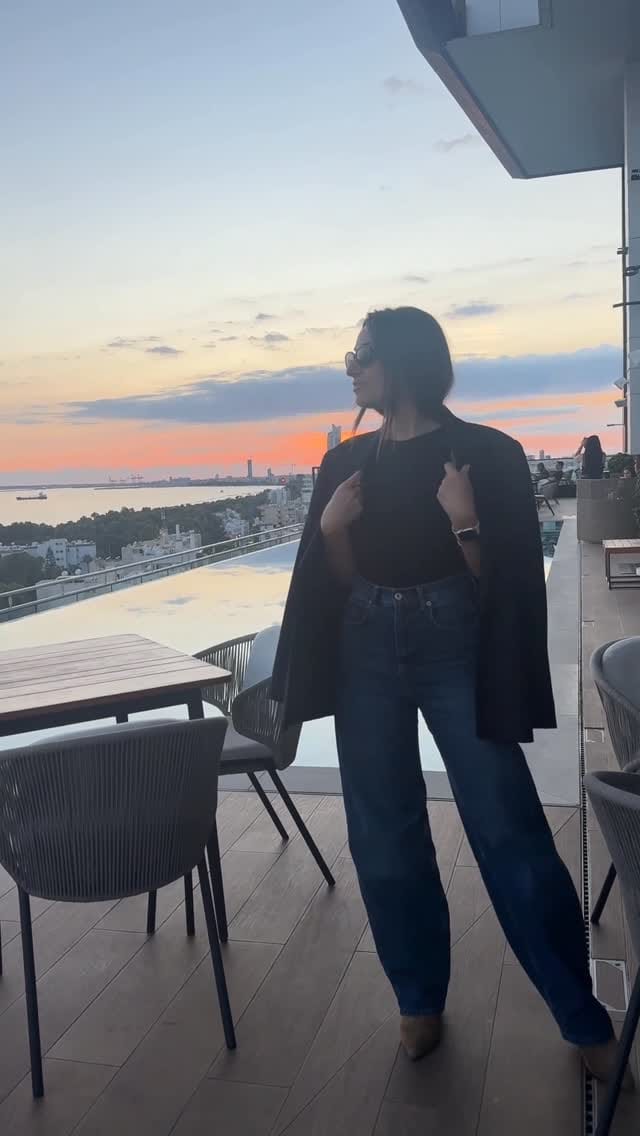 Post 8 by Fullah Sugah Cy on Instagram (video)