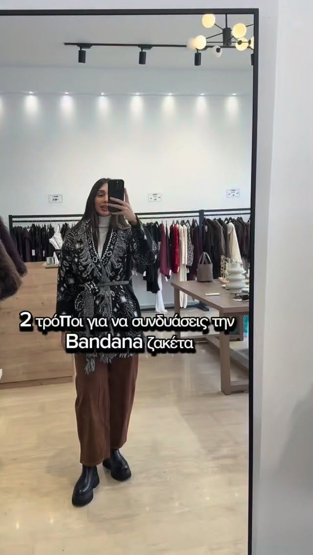 Post 5 by Rivière on Instagram (video)