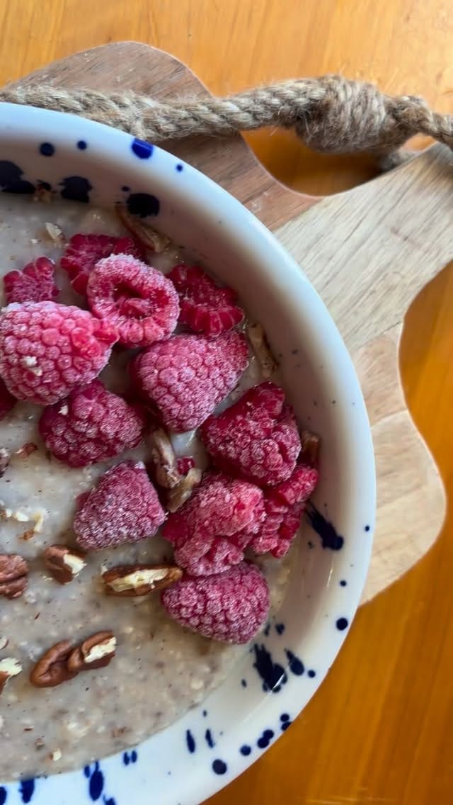 Post 1 by Slimfoods on Instagram (video)