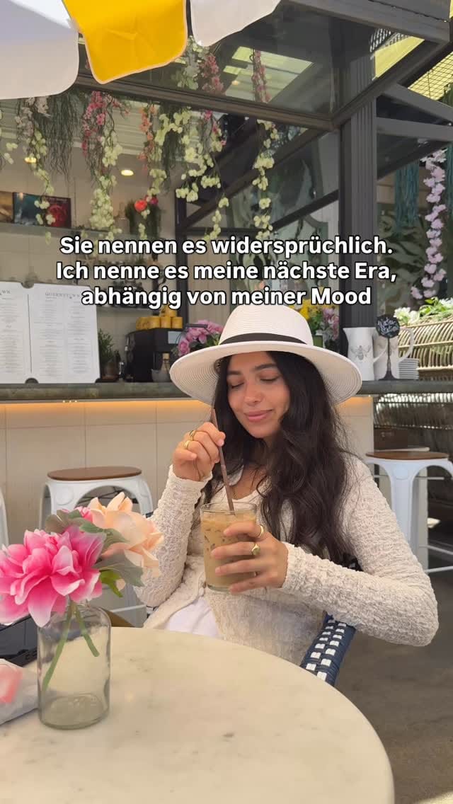 Post 6 by Ülkü on Instagram (video)