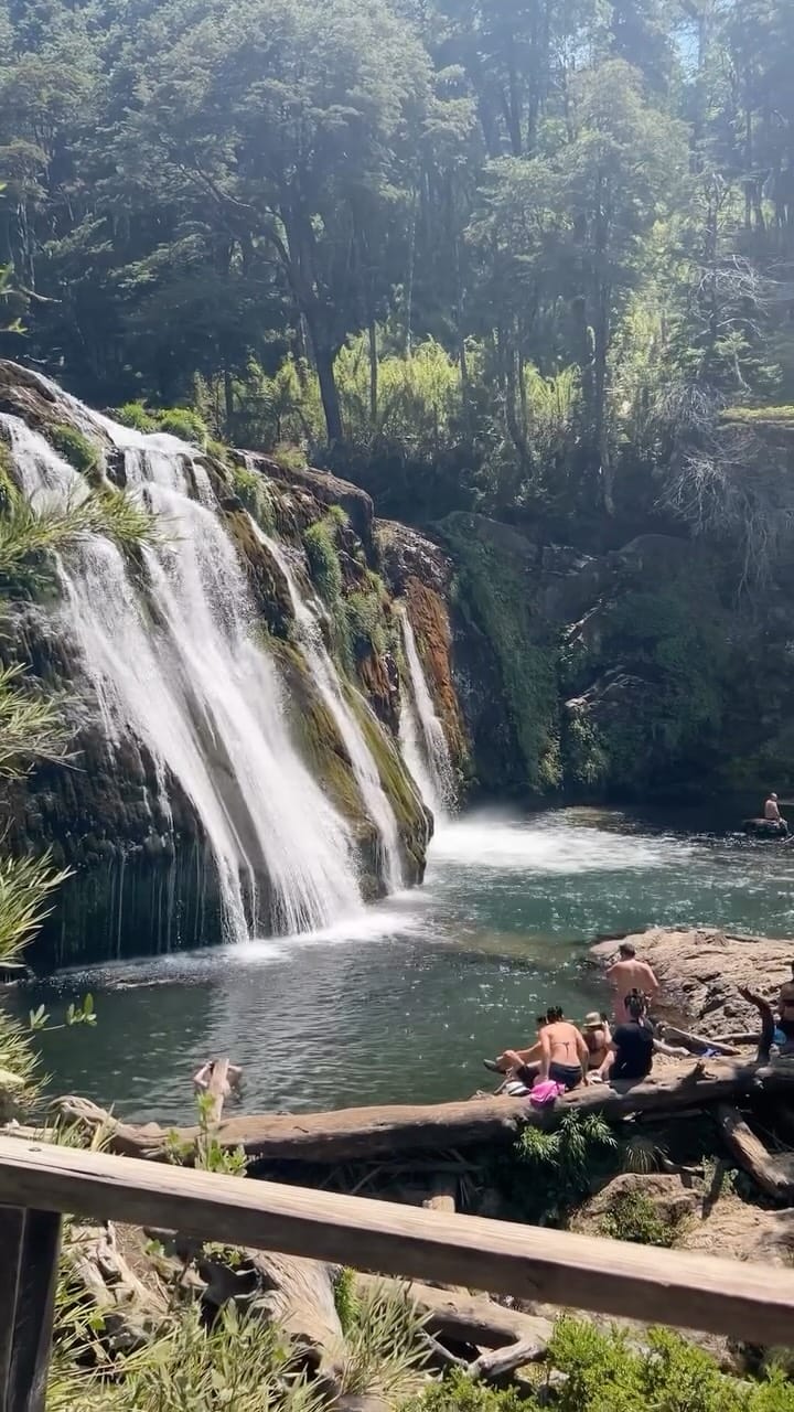 Post 1 by Flor Yoga 🧘🏻‍♀️ on Instagram (video)