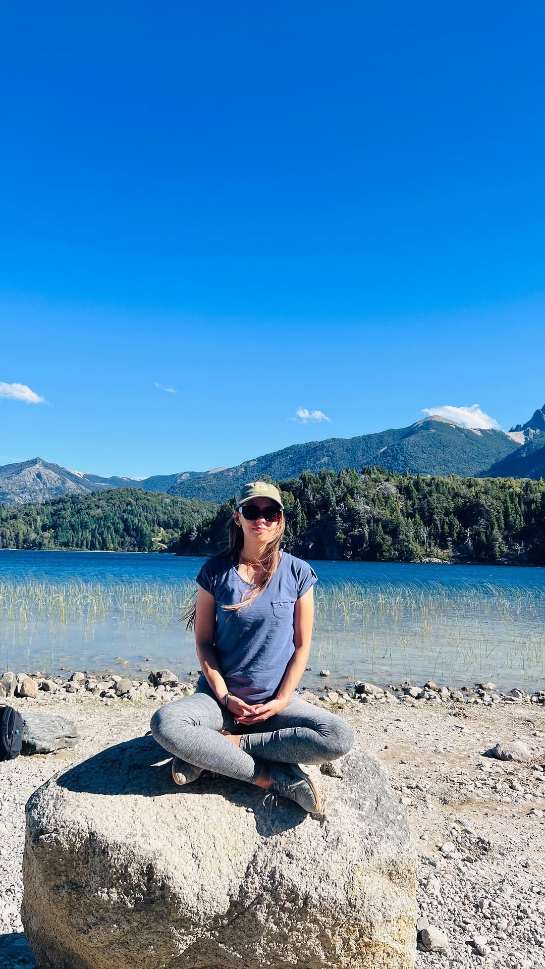 Post 2 by Flor Yoga 🧘🏻‍♀️ on Instagram (video)