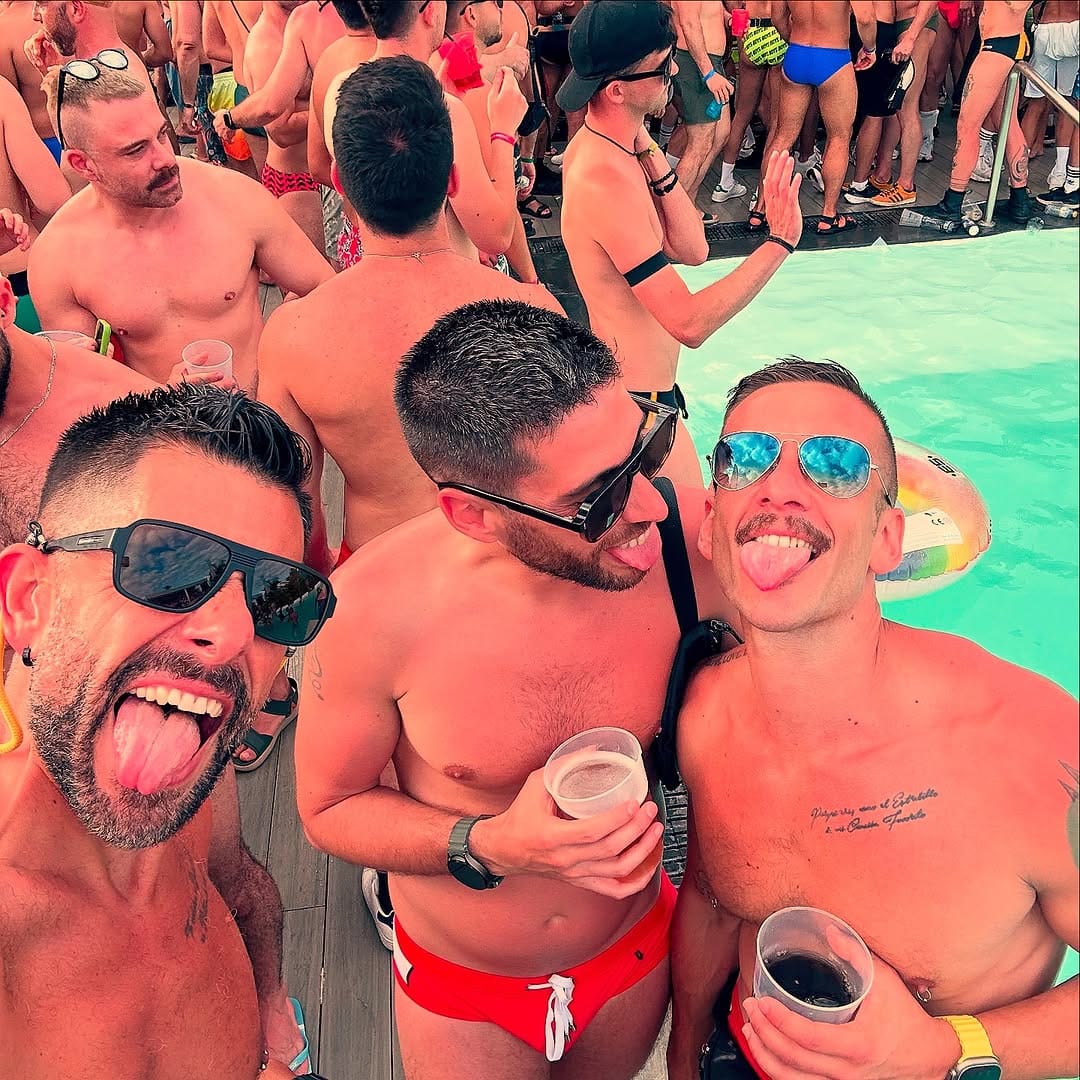 Post 6 by Peter Madriz on Instagram (carousel)