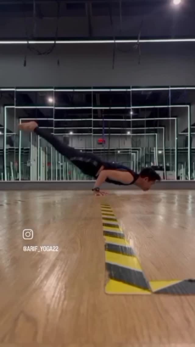 Post 5 by Arif Yoga and Contortion on Instagram (video)