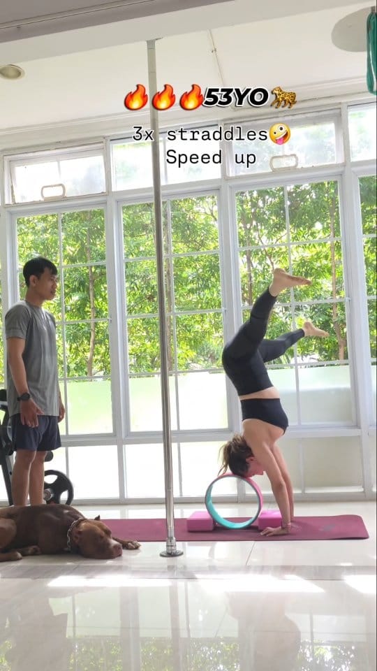 Post 6 by Arif Yoga and Contortion on Instagram (video)