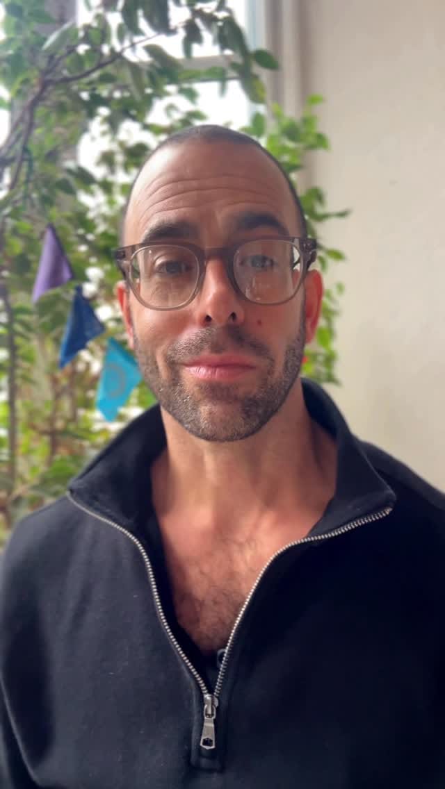 Post 1 by Jerome Burdi (-^-) on Instagram (video)