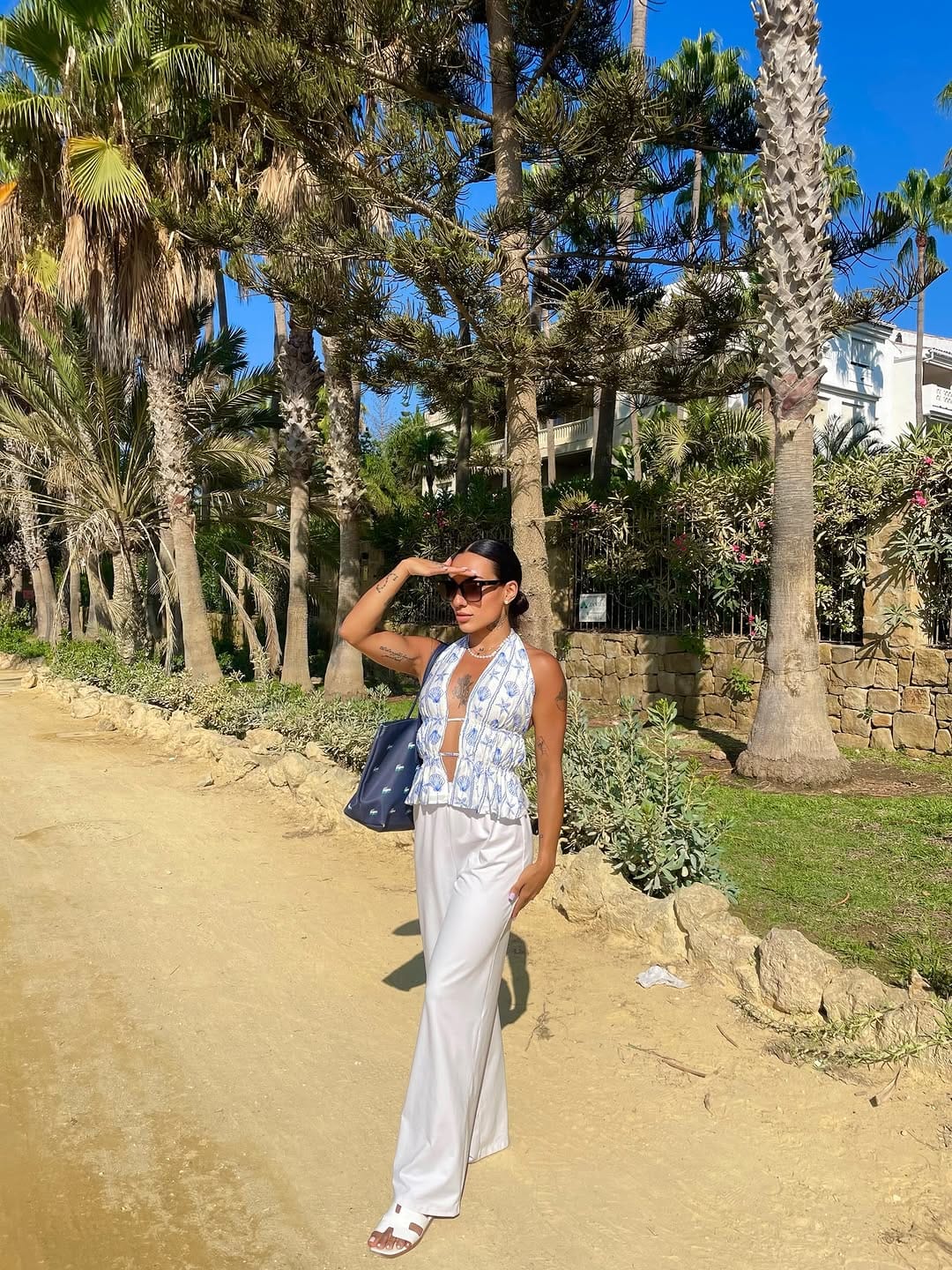 Post 2 by MARÍA DRIFT on Instagram (carousel)