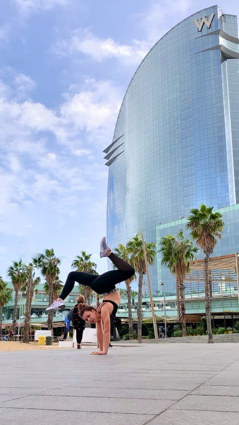 Post 8 by Samantha Tassone 🤸🏻‍♀️ on Instagram (video)