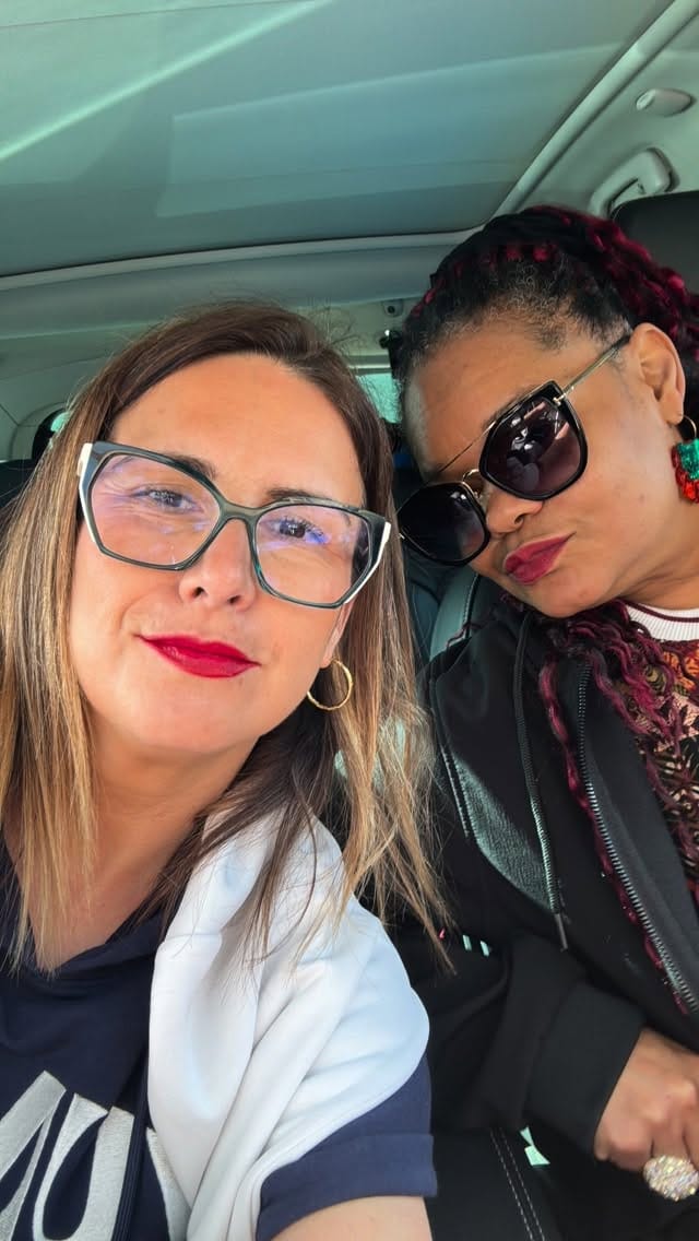 Post 3 by 𝖠𝗇𝗇𝗒 𝖱𝗈𝖽𝗋𝗂𝗀𝗎𝖾𝗓 🌺 on Instagram (video)