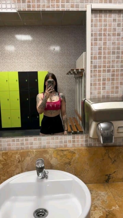 Post 6 by Maria Moreno  ♡🧿 on Instagram (video)