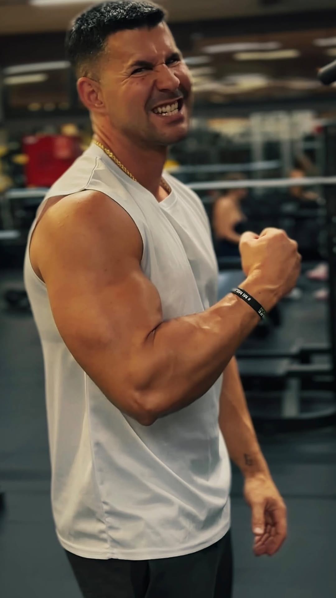 Post 3 by Ivan Martin Pacheco / Ganar Creando Ganadores on Instagram (video)