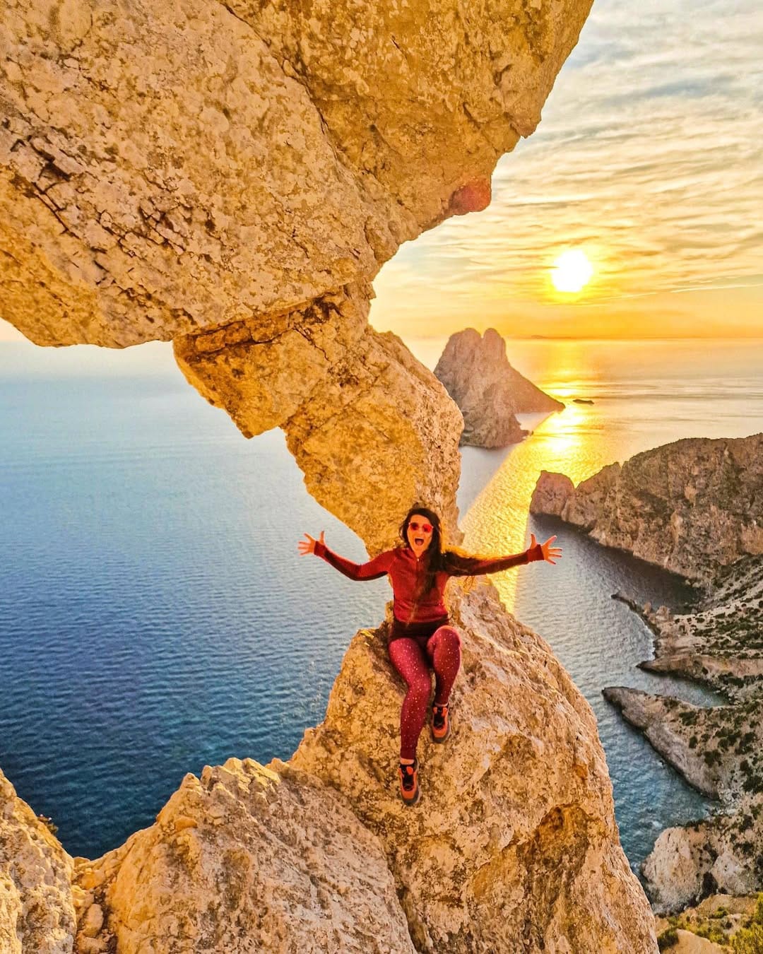 Post 9 by Alexia Ursache | Hiking & outdoors | Photography on Instagram (carousel)