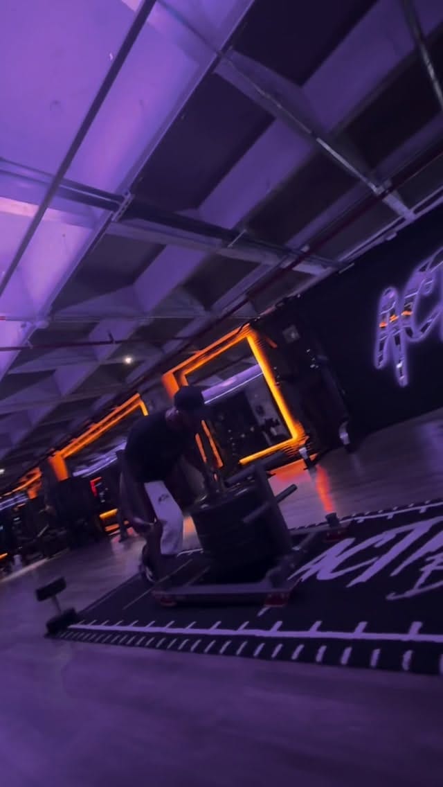 Post 2 by Juan Da HG on Instagram (video)