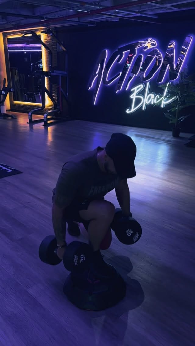 Post 1 by Juan Da HG on Instagram (video)