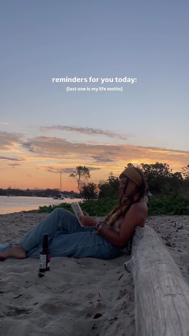 Post 2 by 🌞 ᴠᴀʟᴇ | ᴛʜᴇ ᴀᴅᴠᴇɴᴛᴜʀᴇ ᴏғ ᴍᴇ. 🌈📸🌺🏄🏻‍♀️🥥🌴🌊🌏. on Instagram (video)