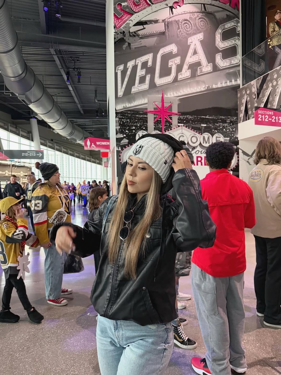 Post 4 by Yazbeck Alfaro on Instagram (carousel)