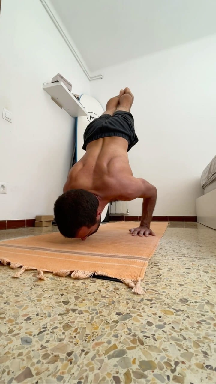Post 9 by Antonio. Clases de Yoga Particulares 🧘🏽‍♂️ Online y Presencial on Instagram (video)