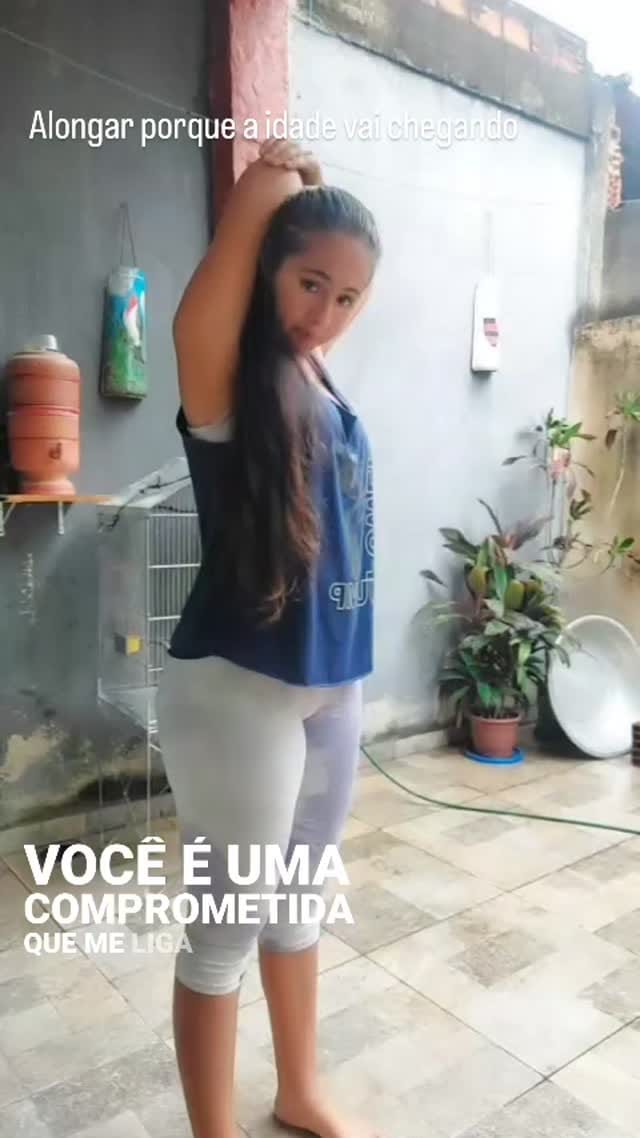 Post 4 by Vitória Vianna on Instagram (video)
