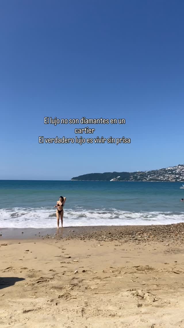 Post 8 by ISABELLA on Instagram (video)