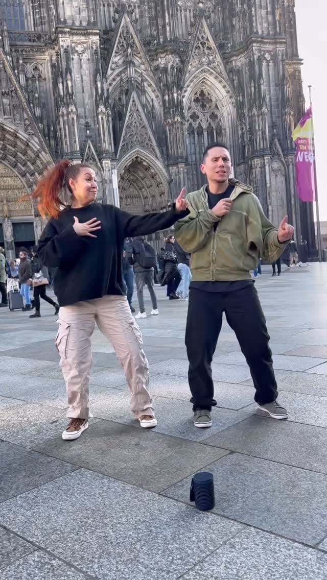 Post 1 by Arturo Adamiček on Instagram (video)