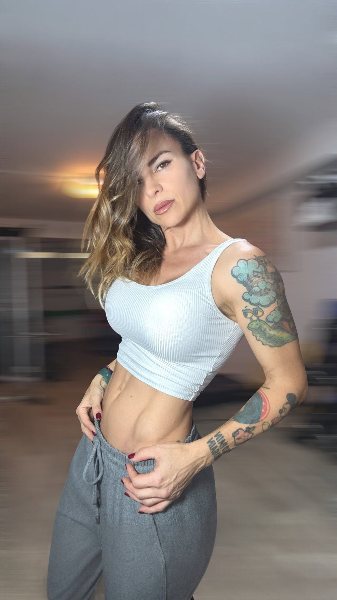 Post 5 by LORENA on Instagram (video)