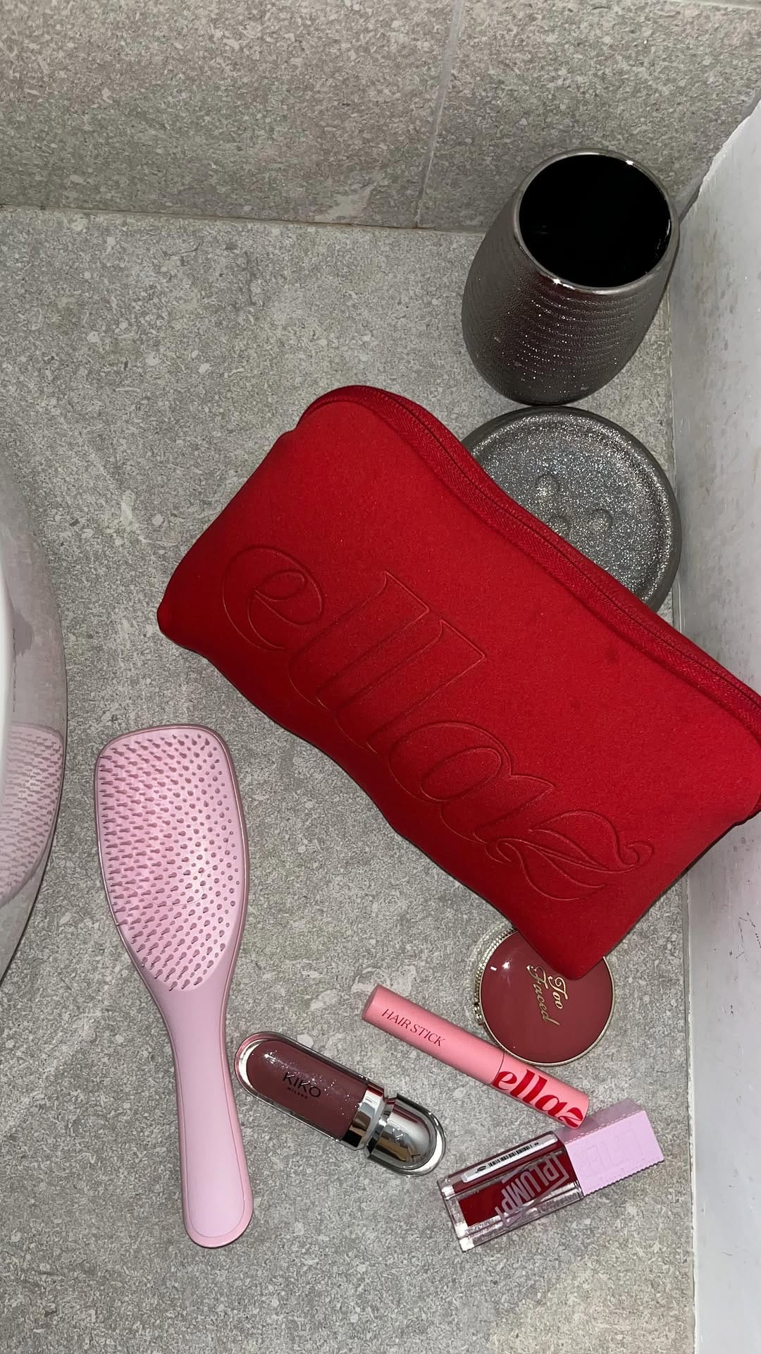 Post 5 by Camila Sáenz on Instagram (video)