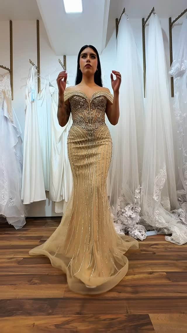 Post 4 by Vestidos Dilema on Instagram (video)