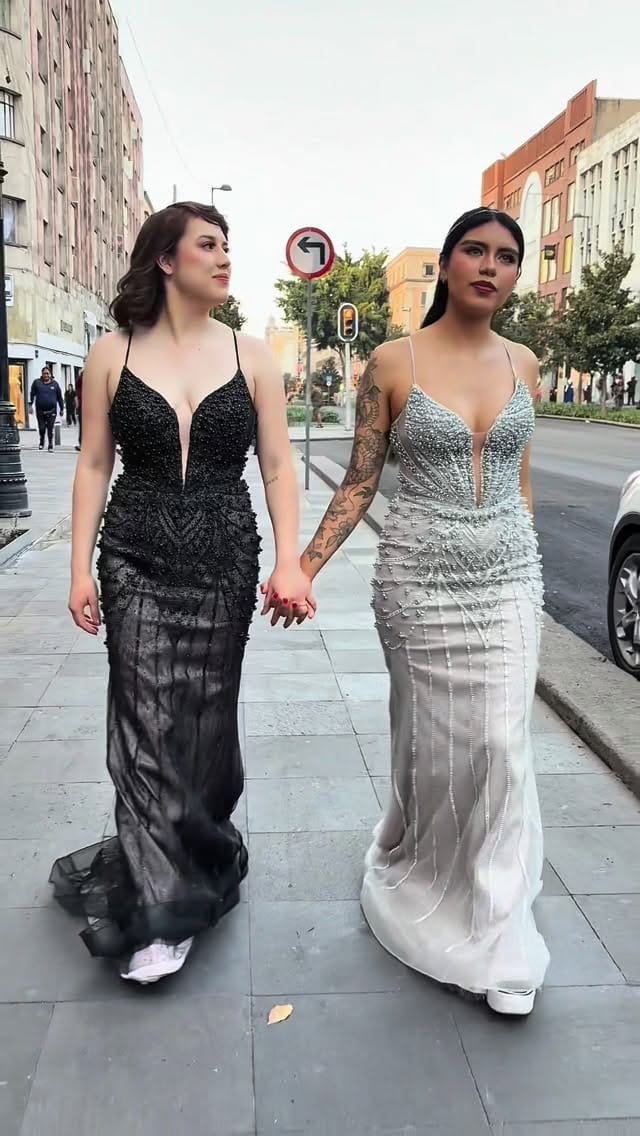 Post 6 by Vestidos Dilema on Instagram (video)