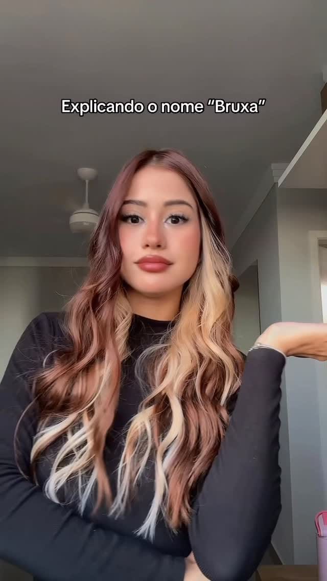 Post 6 by Camila Lins on Instagram (video)