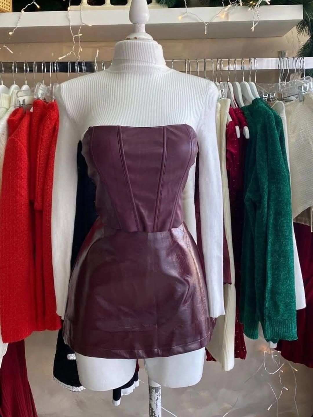 Post 1 by DICAM BOUTIQUE on Instagram (carousel)