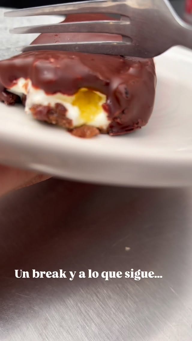 Post 1 by Ñums 👩🏽‍🍳 Repostería Sin Azúcar on Instagram (video)