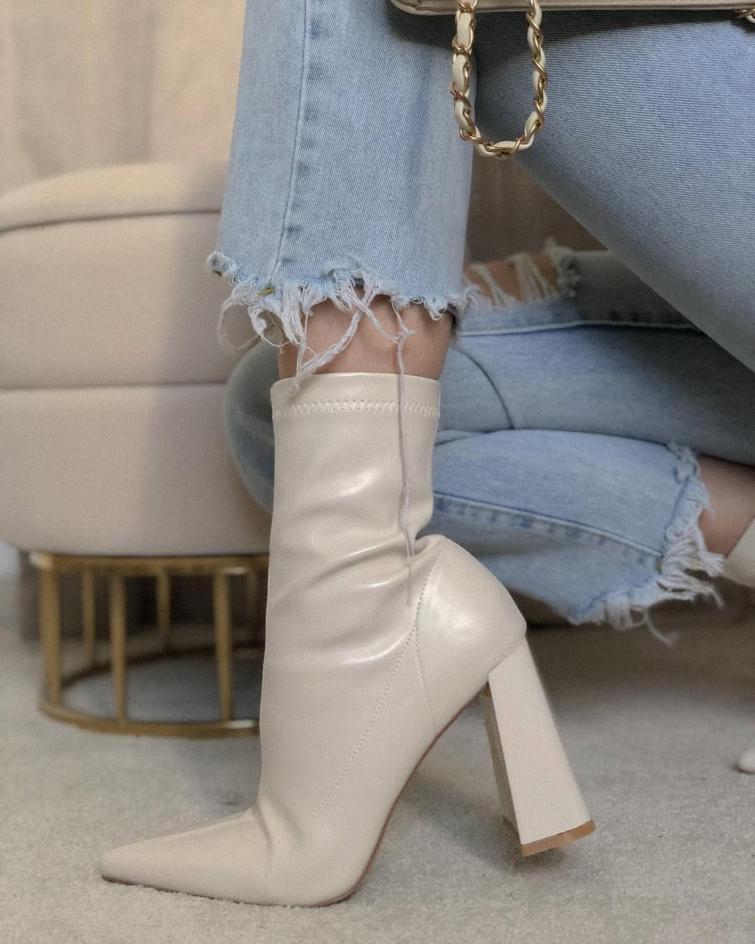 Post 1 by Shoe Therapy 👠✨ on Instagram (carousel)