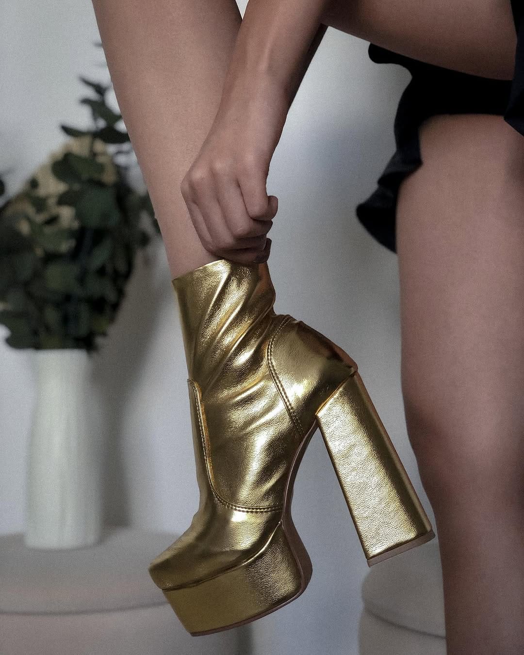 Post 3 by Shoe Therapy 👠✨ on Instagram (carousel)