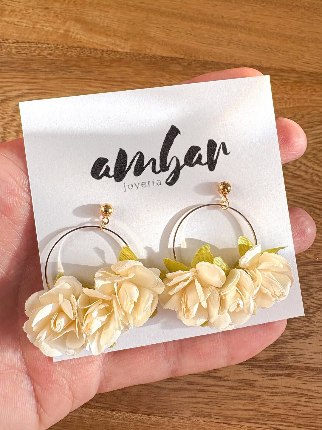 Post 7 by AMBAR Joyería on Instagram (carousel)