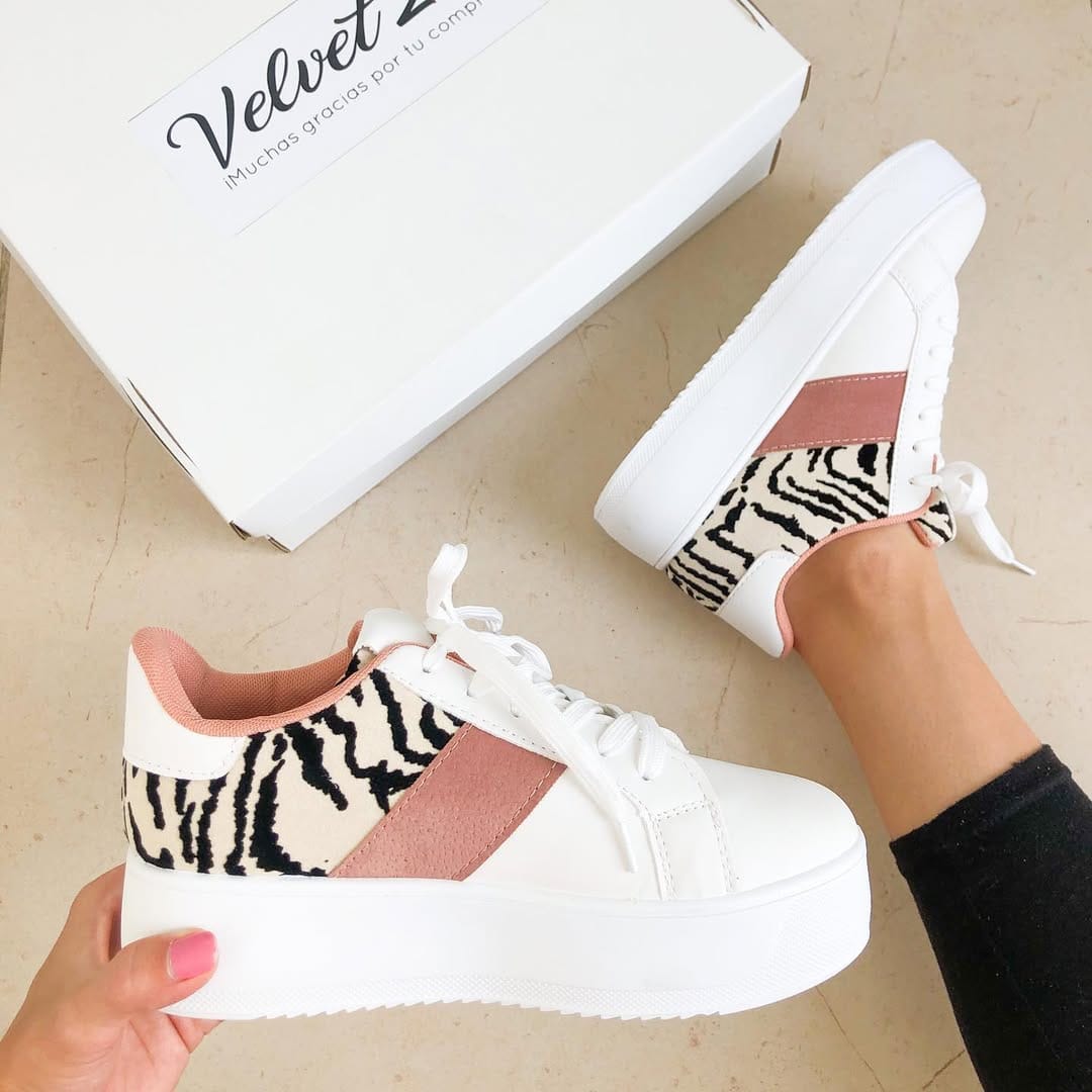 Post 1 by Velvet 22 shoes on Instagram (image)