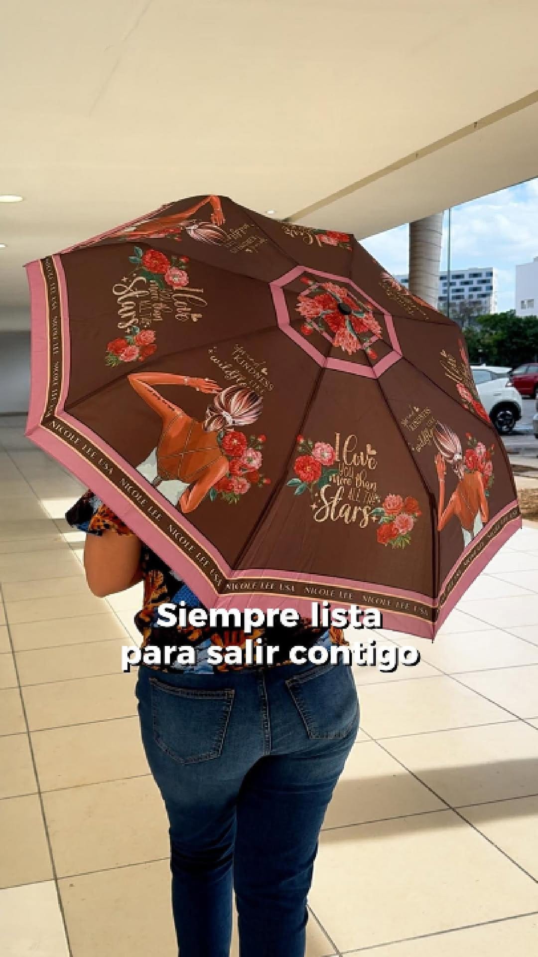 Post 10 by Nicole lee boutique Mérida on Instagram (video)