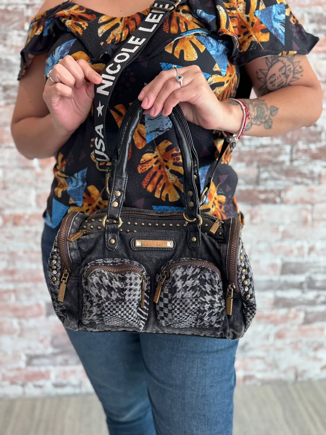 Post 8 by Nicole lee boutique Mérida on Instagram (carousel)