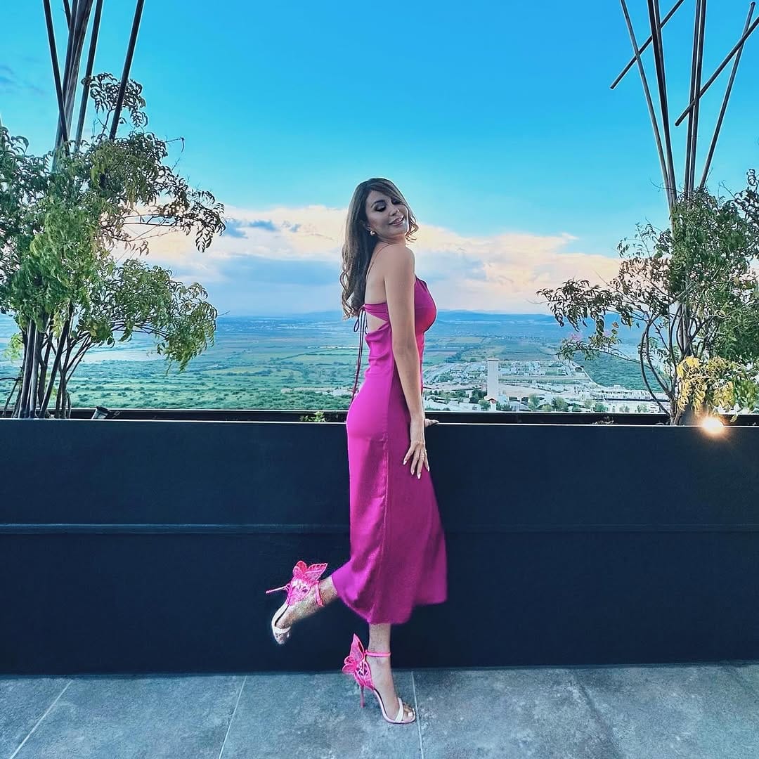 Post 9 by M A F E R  A Y A L A on Instagram (image)
