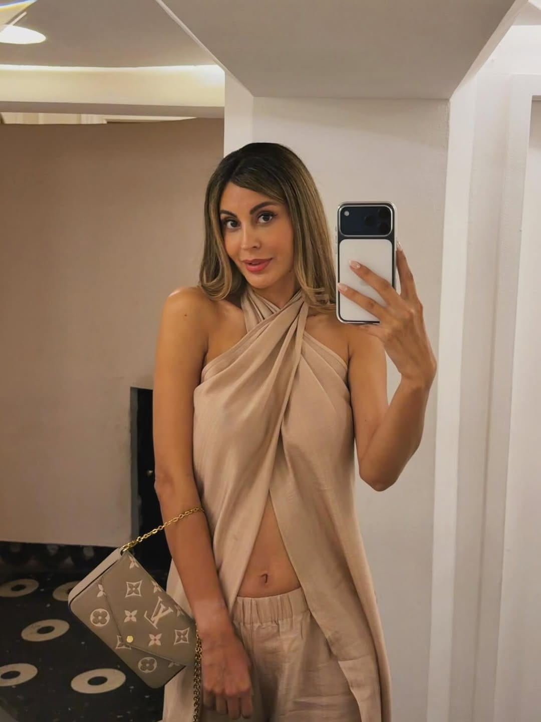 Post 5 by M A F E R  A Y A L A on Instagram (carousel)