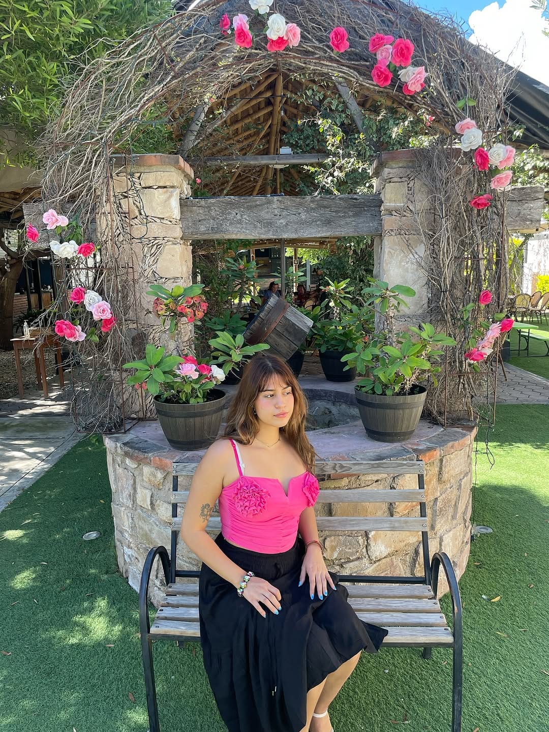 Post 5 by N A O M I ✧ on Instagram (carousel)