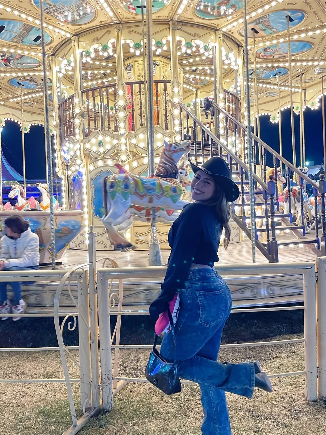 Post 4 by N A O M I ✧ on Instagram (carousel)