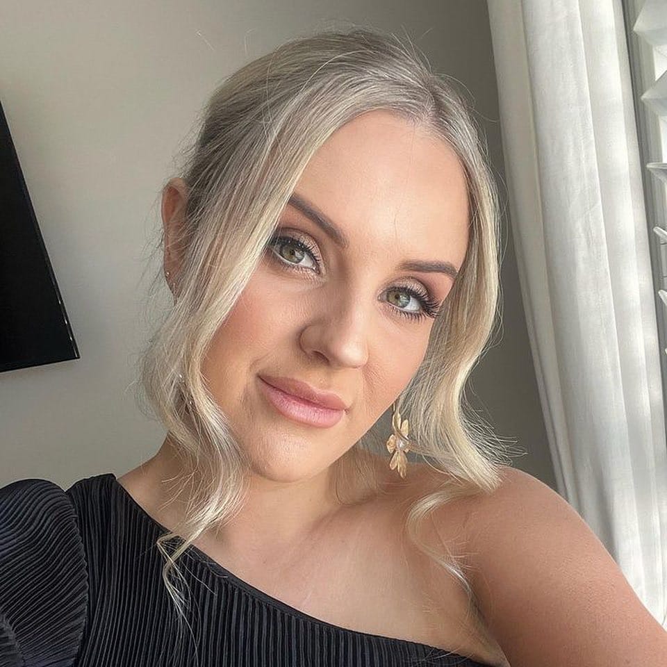 Post 5 by HORSHAM, VIC MAKEUP ARTIST on Instagram (carousel)