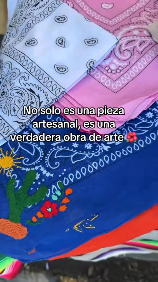 Post 6 by Xochipilli Artesanal on Instagram (video)