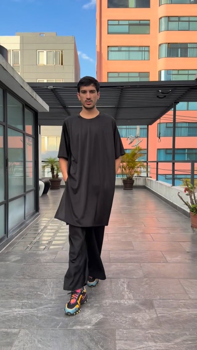 Post 2 by CEZAR MORFIN on Instagram (video)