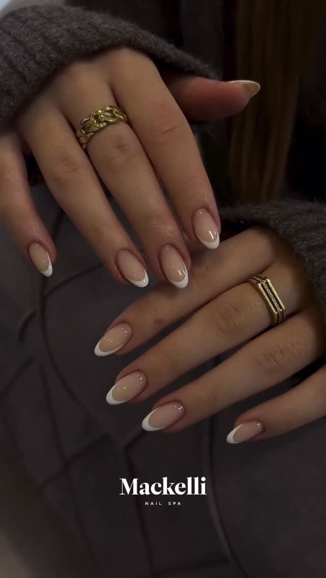 Post 1 by Mackelli Nail on Instagram (video)