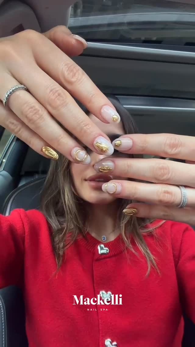 Post 8 by Mackelli Nail on Instagram (video)