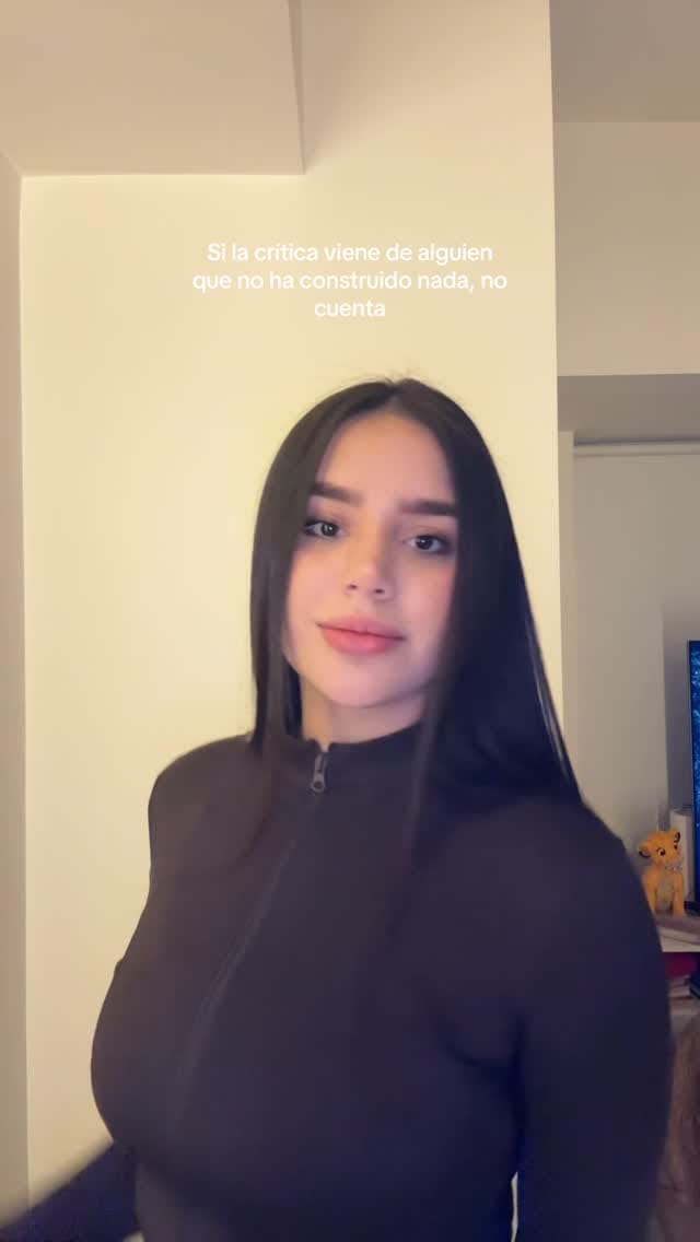 Post 6 by Mishelle Fierro on Instagram (video)