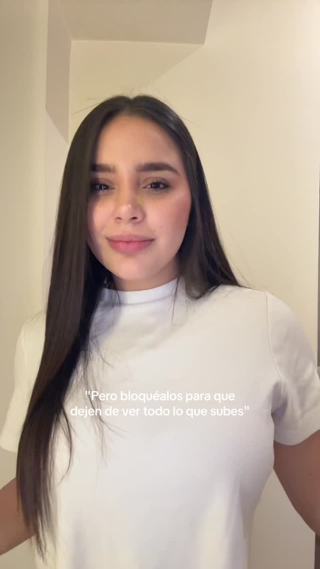 Post 4 by Mishelle Fierro on Instagram (video)