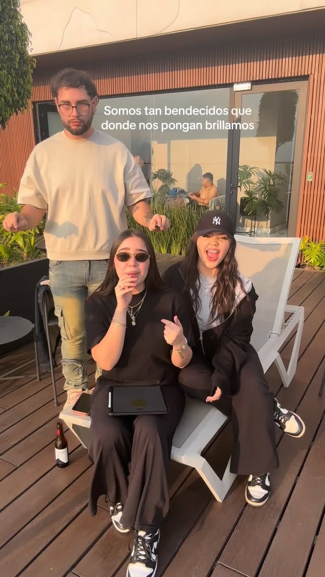 Post 9 by Mishelle Fierro on Instagram (video)